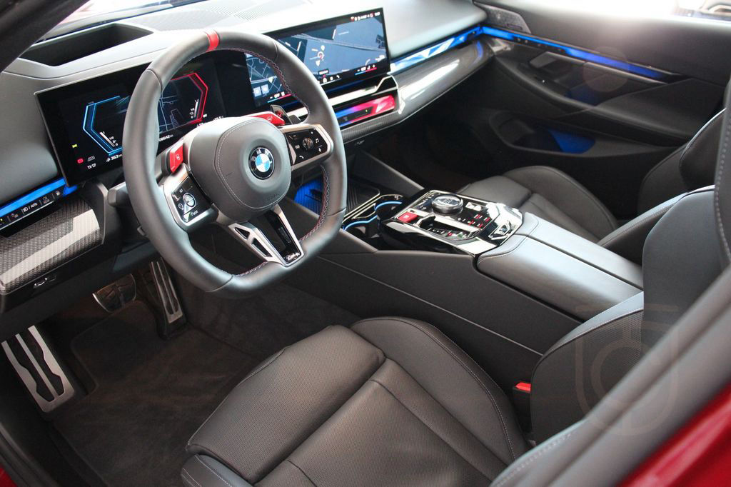 BMW M5 (G90) *A-LED*ACC*360°*LHZ*Ambiente*Memory*SHZ