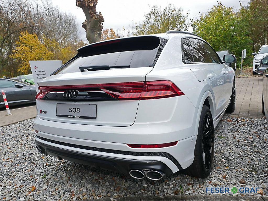 Audi SQ8 TFSI qu. competition AHK Matrix Pano Standh.