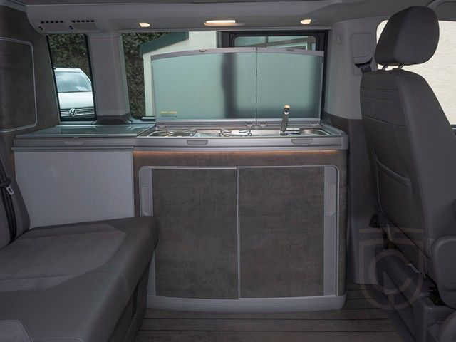Volkswagen T6.1 California Ocean 2.0 TDI DSG LED NAVI ACC