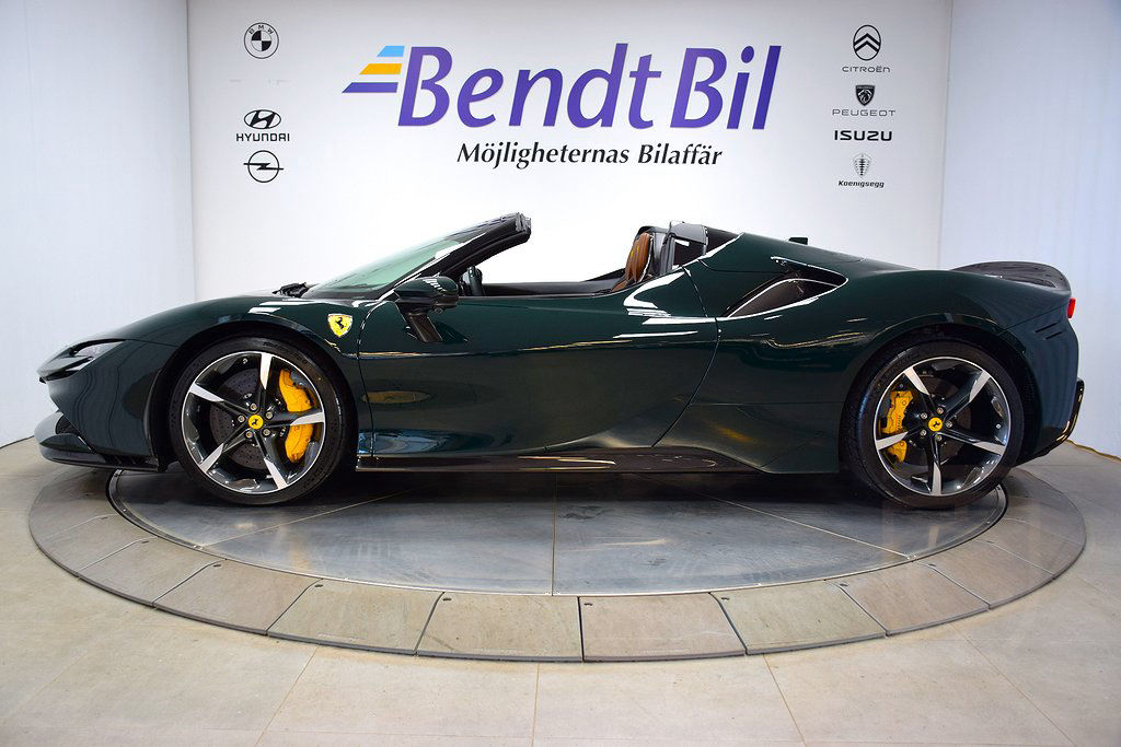 Ferrari SF90 Spider 4.0 V8 DCT 735kW 2024