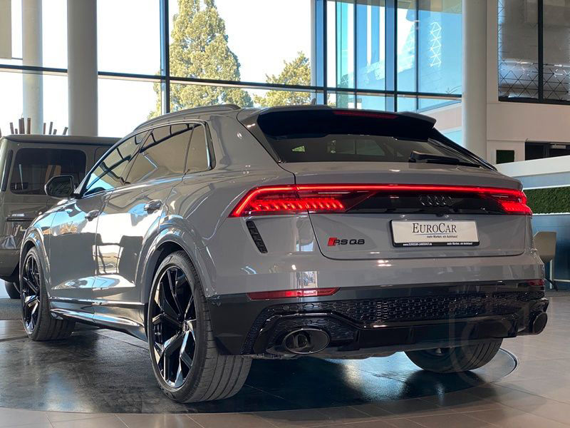 Audi RSQ8 DynamikPlus Pano Sbel B&O HUD AHK RS-Abgas