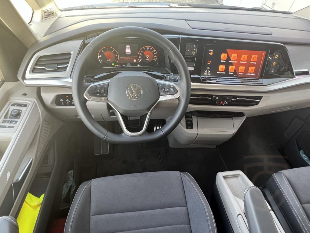 Volkswagen T7 Multivan Style 2.0 TDI DSG STHZ, TOTW, DCC,