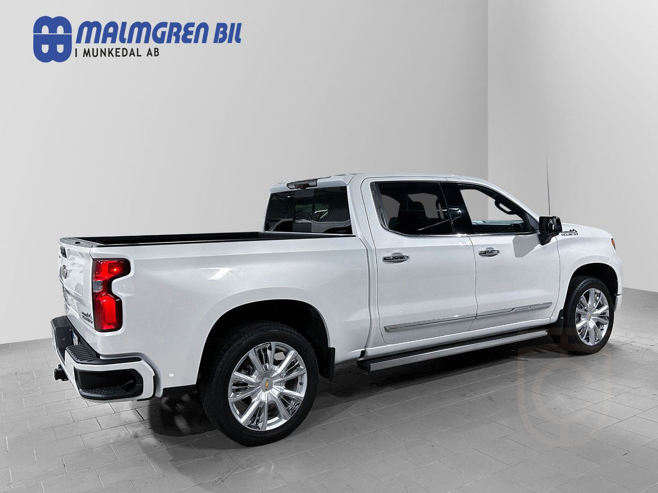 Chevrolet Silverado 1500 6.2L V8 High Country Crew Cab