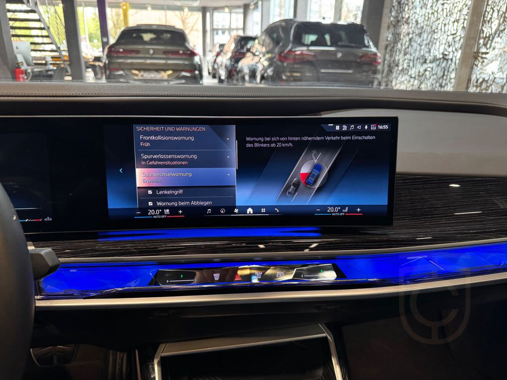 BMW 740d xDrive M Sport~PANO SKY~KAMERA 360~HEAD-UP