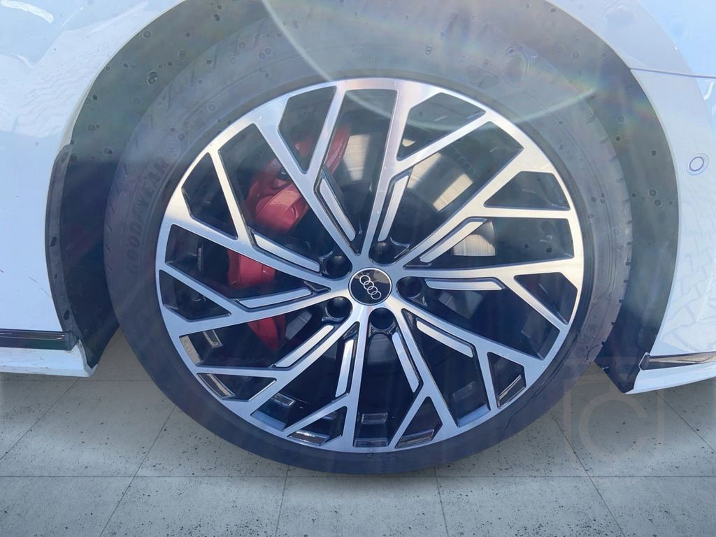 Audi S8 TFSI tiptr. Matrix HUD N-Sicht PANO Stdhzg.