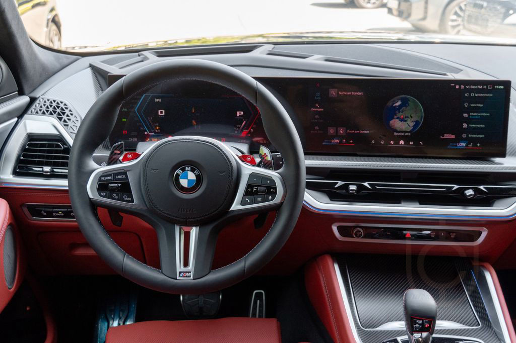 BMW XM 50e MASSAGE.SOFTC.DR.ASS.M FAHRWERK.360°.AHK