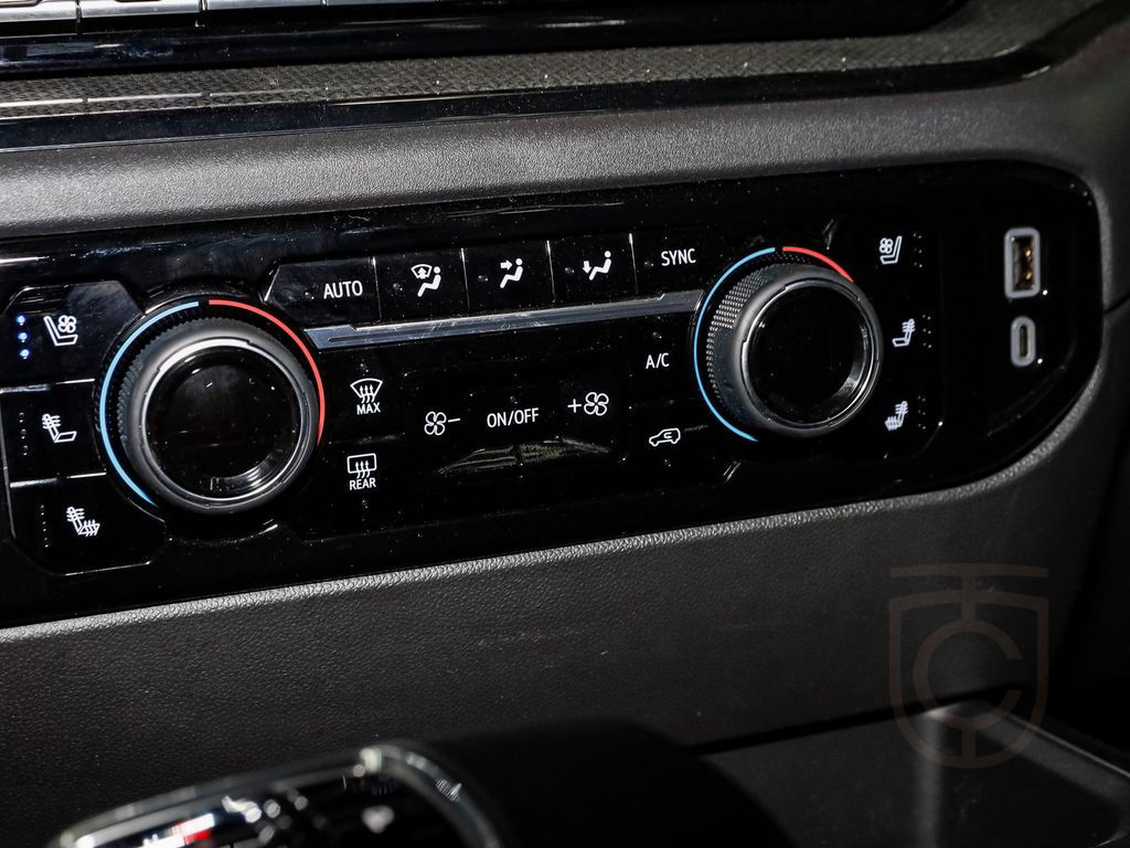 Chevrolet Silverado ZR2*NAVI*AHK*360°KAMERA*GASANLAGE
