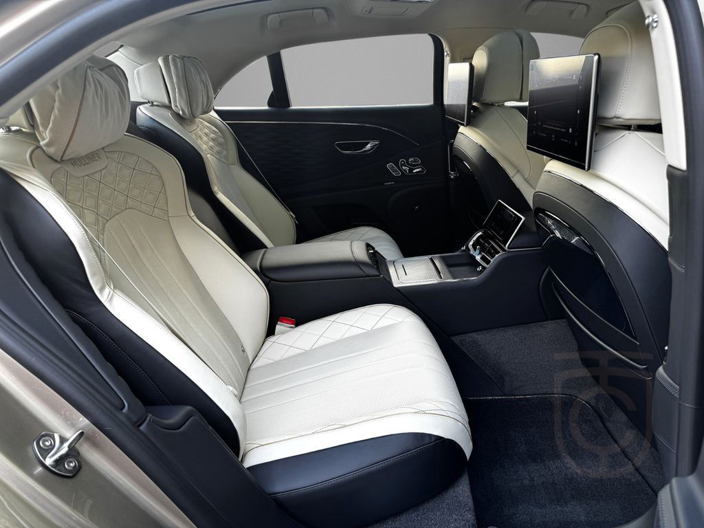 Bentley Flying Spur MULLINER EDITION HYBRID LP €334.783