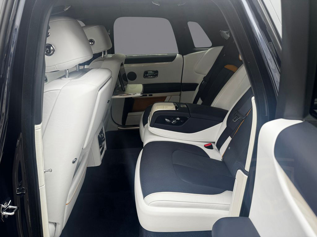 Rolls-Royce Ghost - Starlight - Bespoke Audio - Ghost Pack