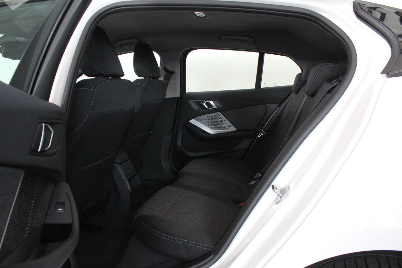 BMW 120 i M Sport Design Automat