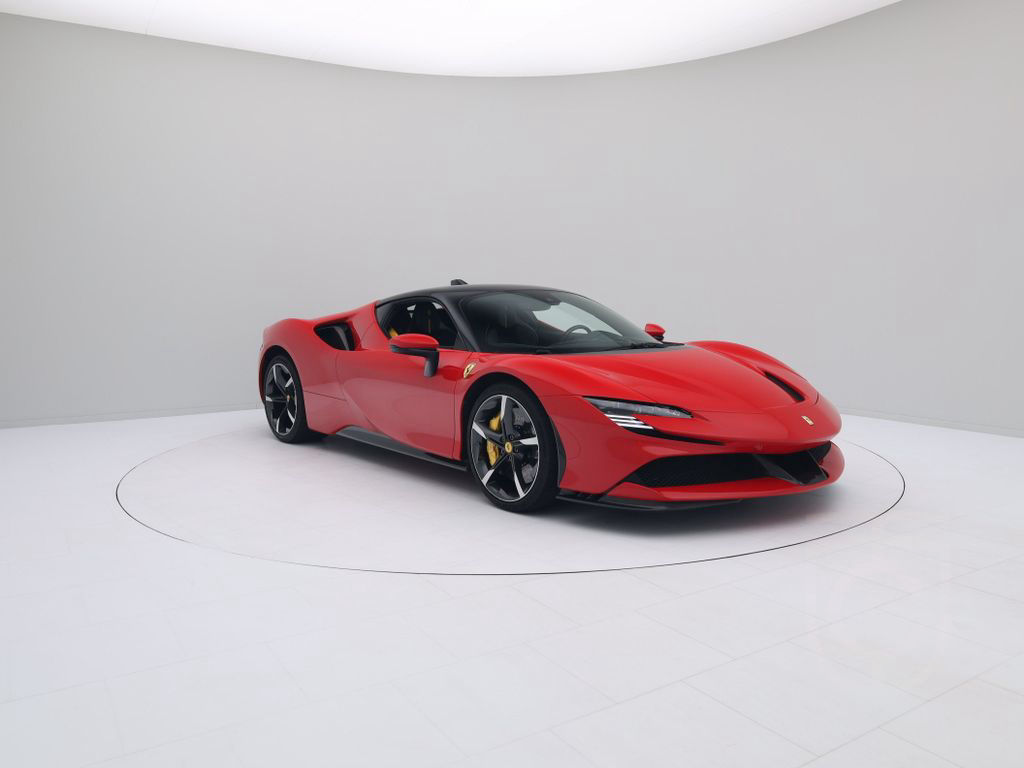 Ferrari SF90 Stradale - FERRARI HAMBURG