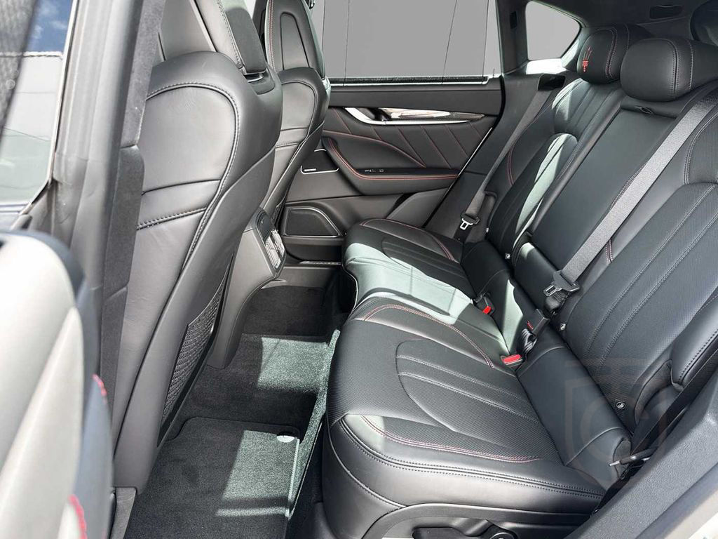Maserati Levante Modena (Ultima)
