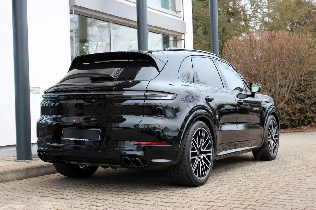 Porsche Cayenne Coupe GTS /PDCC/ STANDHZG./ BURMESTER HE