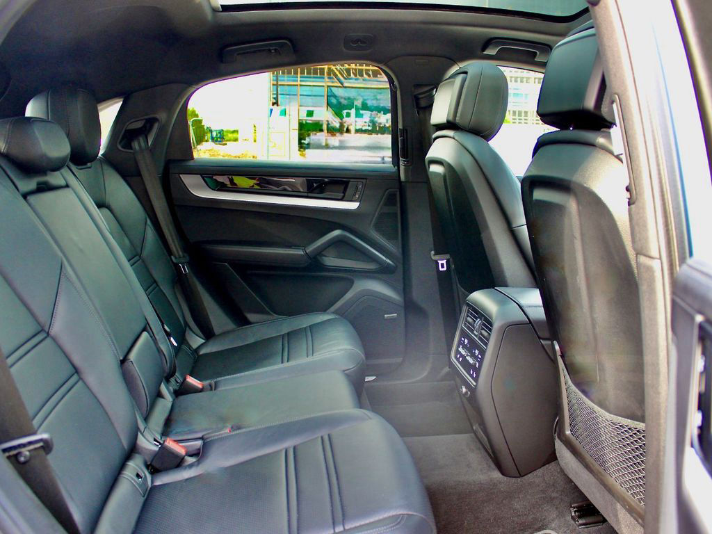 Porsche Cayenne Coupé E-Hybrid SportDesign B-Display HUD