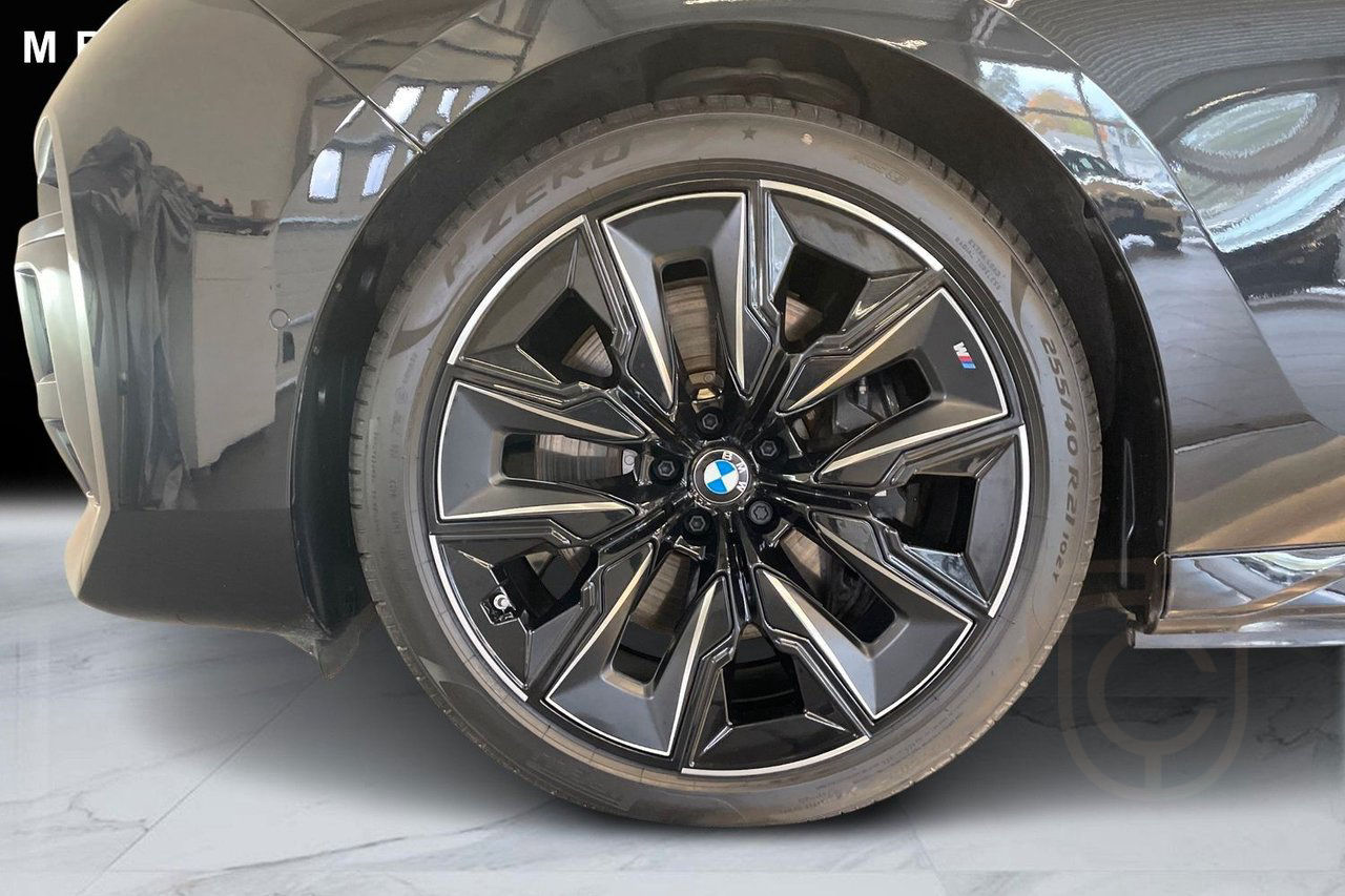 BMW i7 xDrive60 M Sportpaket Pro Executiv DrivePro AutoDoors