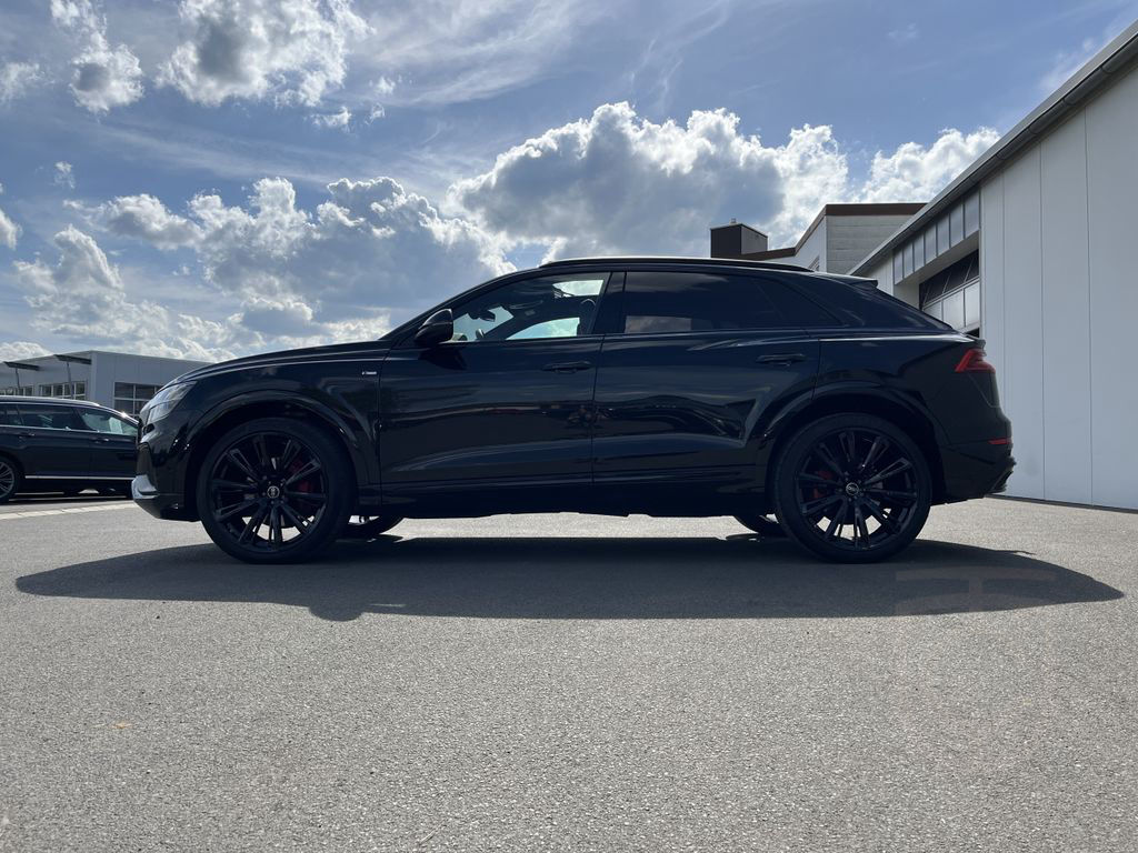 Audi Q8 3.0 TDI quattro Black S-Line AHK Head Up STHZ