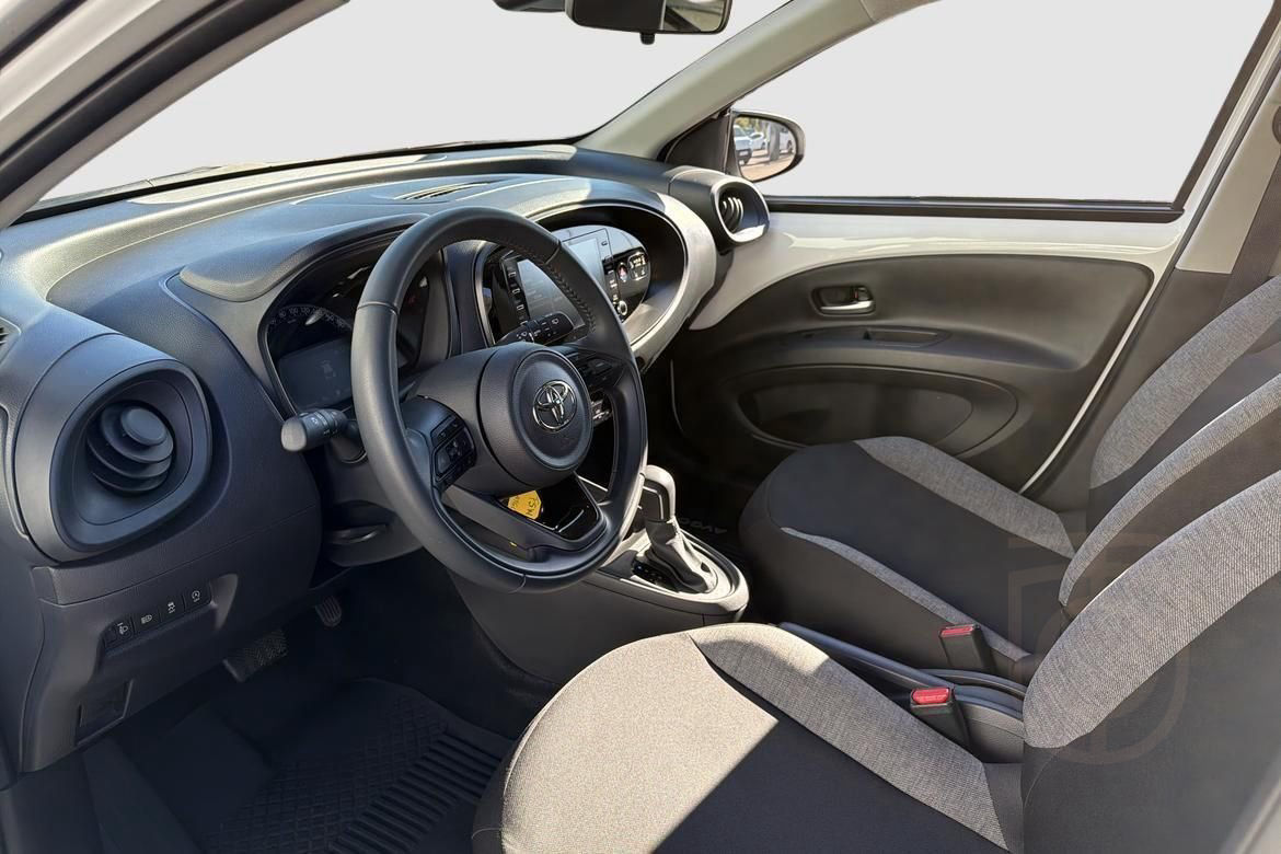 Toyota Aygo X 1,0 S-CVT Play Comfort & Style Pack