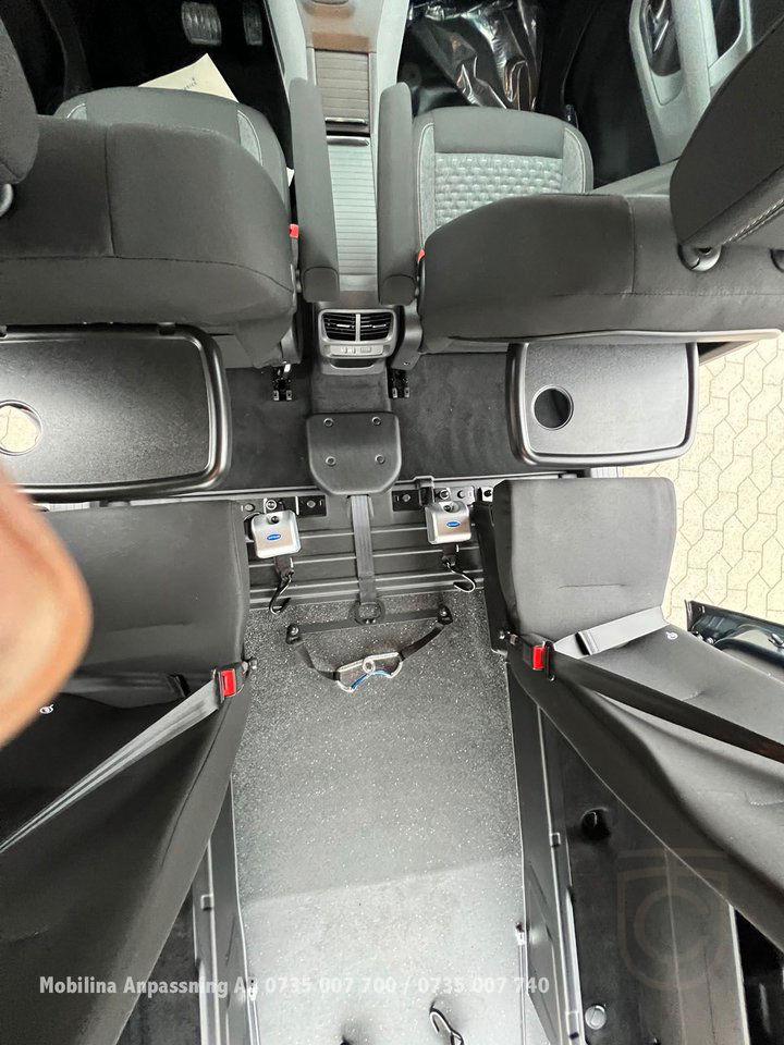 Peugeot Rifter Handikappanpassad Rullstolsbil