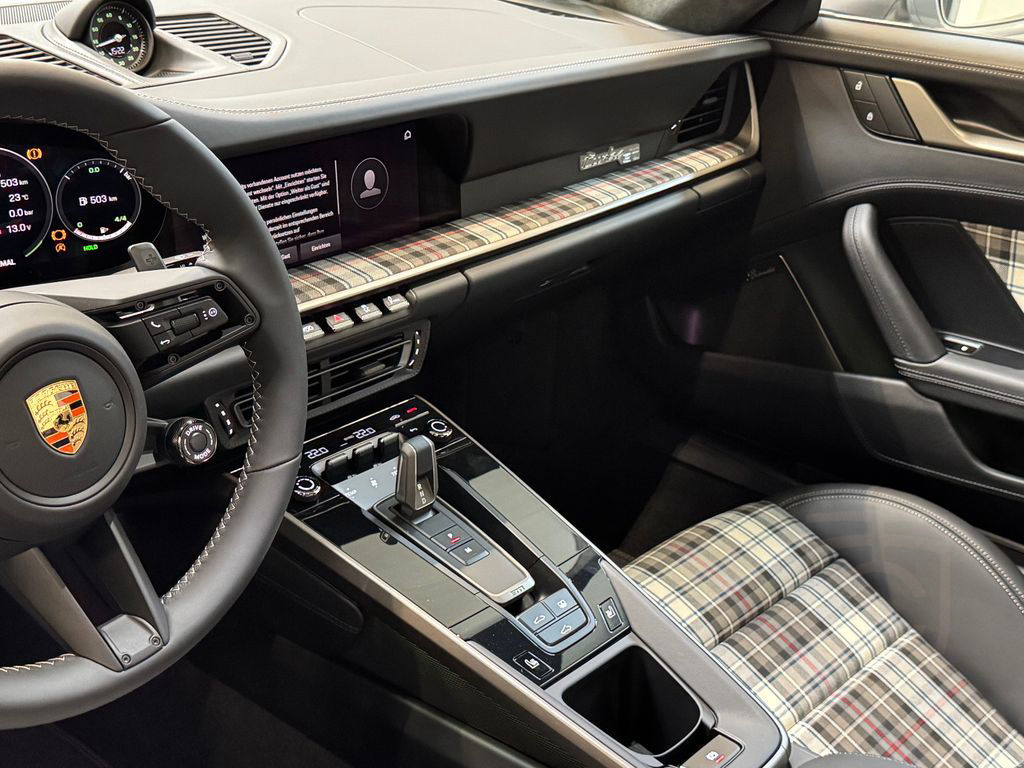 Porsche 992 911 Turbo S Heritage Design Paket 50 Jahre
