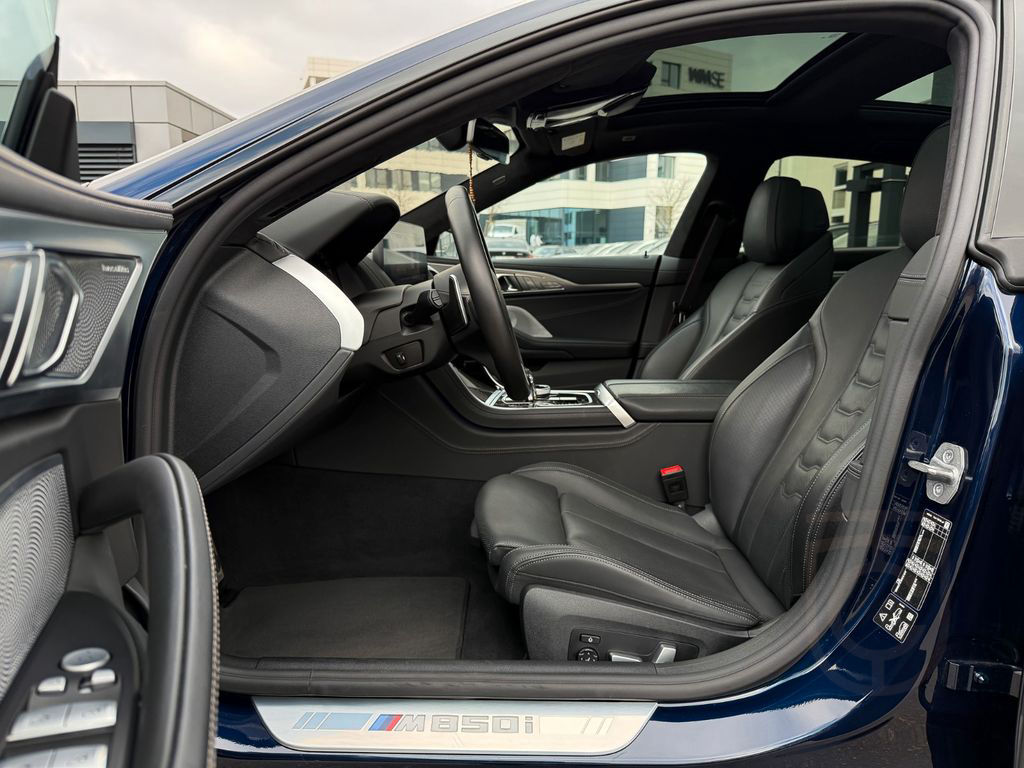 BMW M850i xD Gran Coupe B&W 2xCarbon Pano Soft Laser