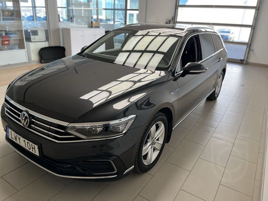 Volkswagen Passat Sportscombi GTE 1.4 TSI Executive business