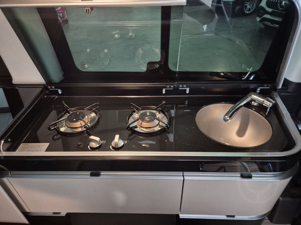 Mercedes-Benz Marco Polo 300d 4MATIC LED/LEDER/STHZ/LANE/360°