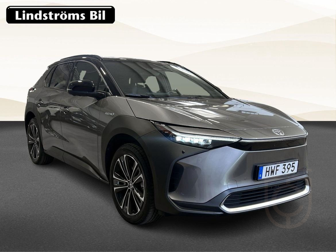 Toyota bZ4X AWD Executive Panorama