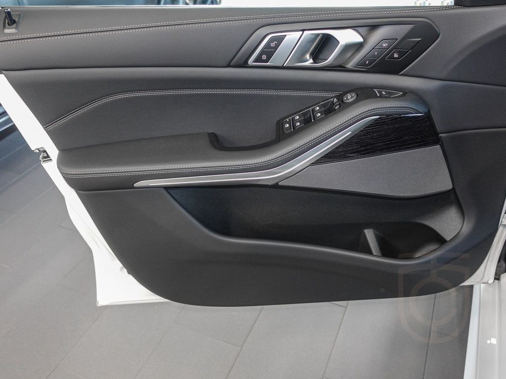 BMW X5 xDrive40d MSport PANO HuD AHK H/K DA Prof PA