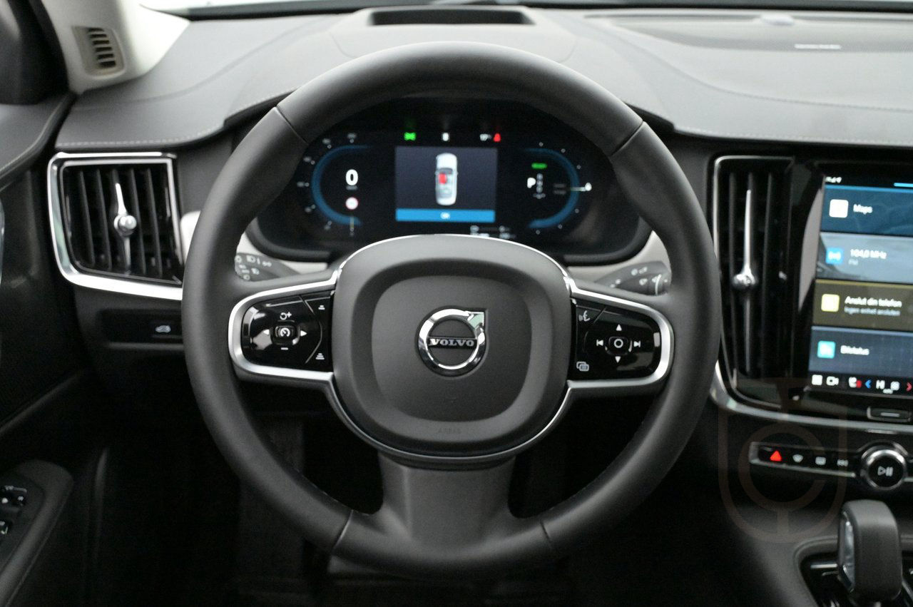 Volvo S90 Recharge T8 AWD Ultimate Dark Pano H