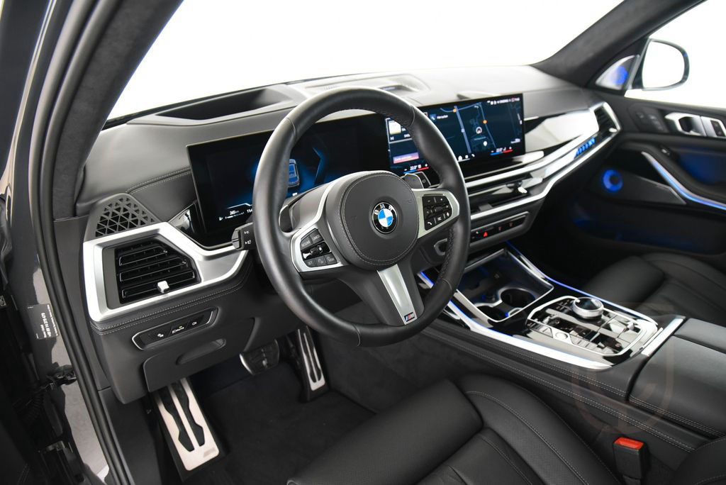 BMW X7 xDrive40d M Sport Head-Up Pano ACC*UVP133.800