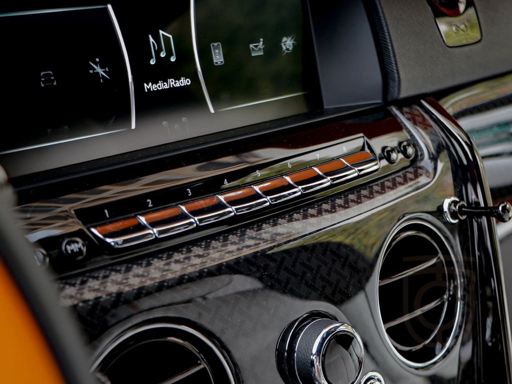 Rolls-Royce Cullinan Black Badge