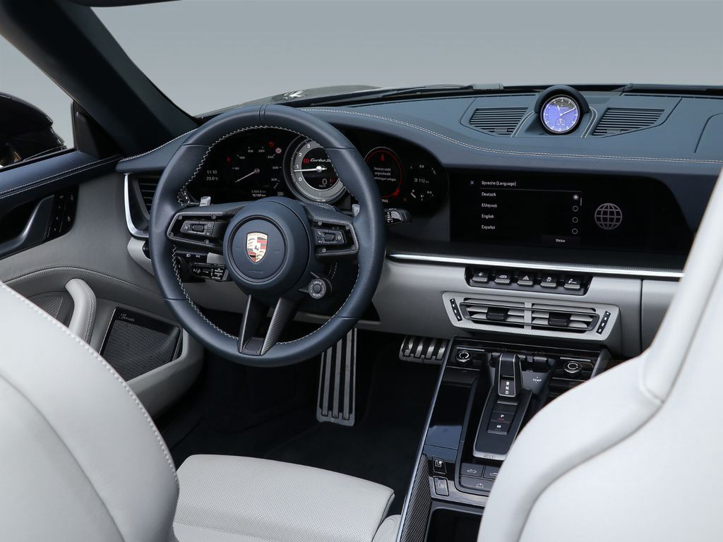 Porsche 992 911 Turbo S Cabrio Leder-crema Burmester