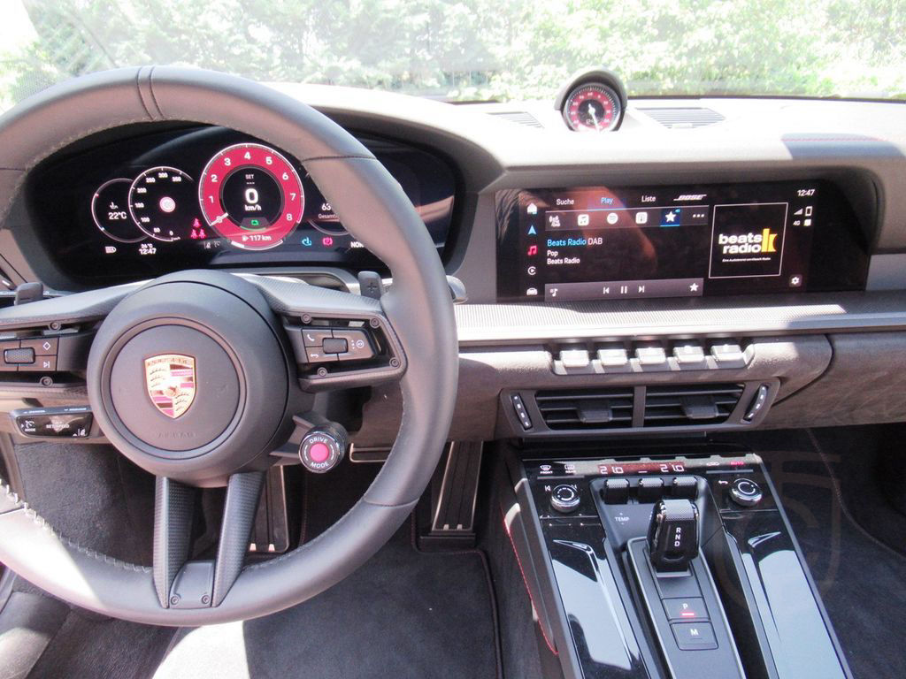 Porsche 992.2 GTS coupe aerokit