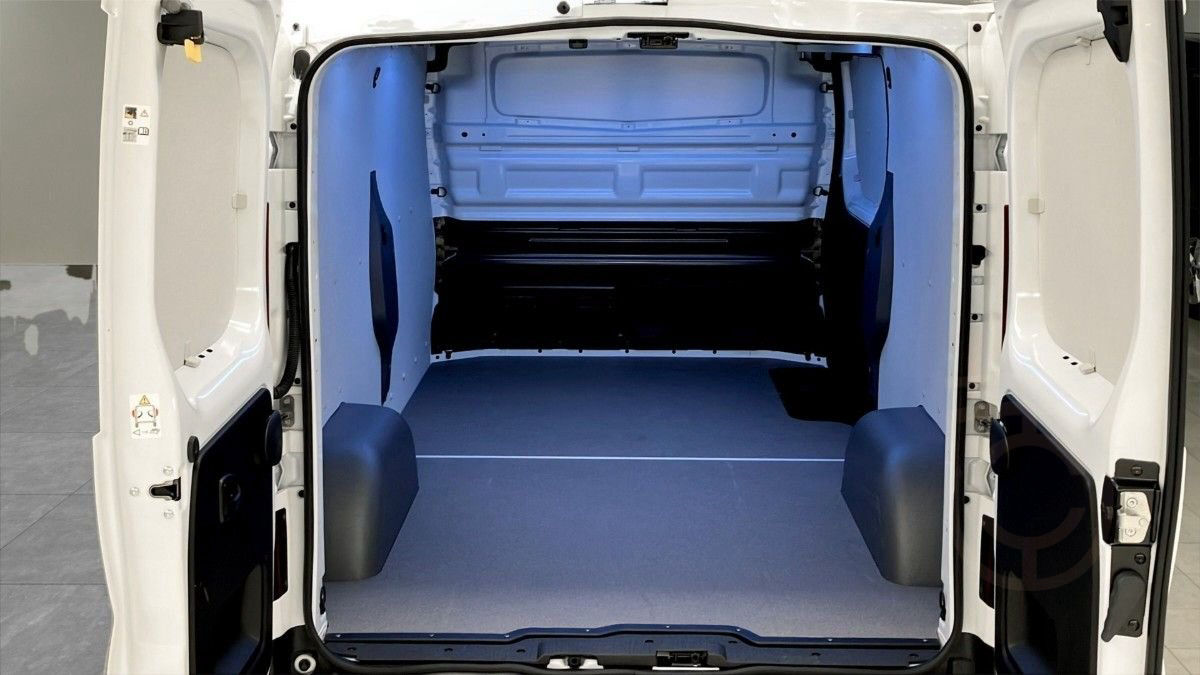 Nissan Primastar N-Connecta 5