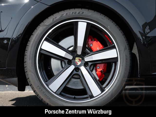 Porsche Cayenne GTS BOSE Panoramadach LED-Matrix