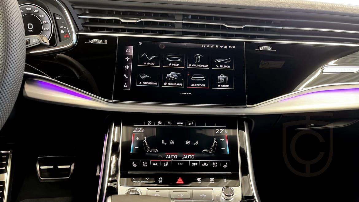 Audi Q7 50 TDI quattro 7-Seater SUV S line