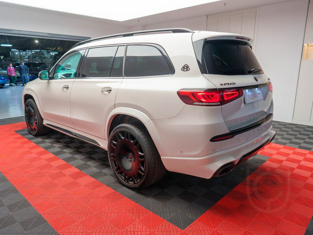 Mercedes-Benz GLS 600 Maybach BRABUS Interior Tiffany Blue