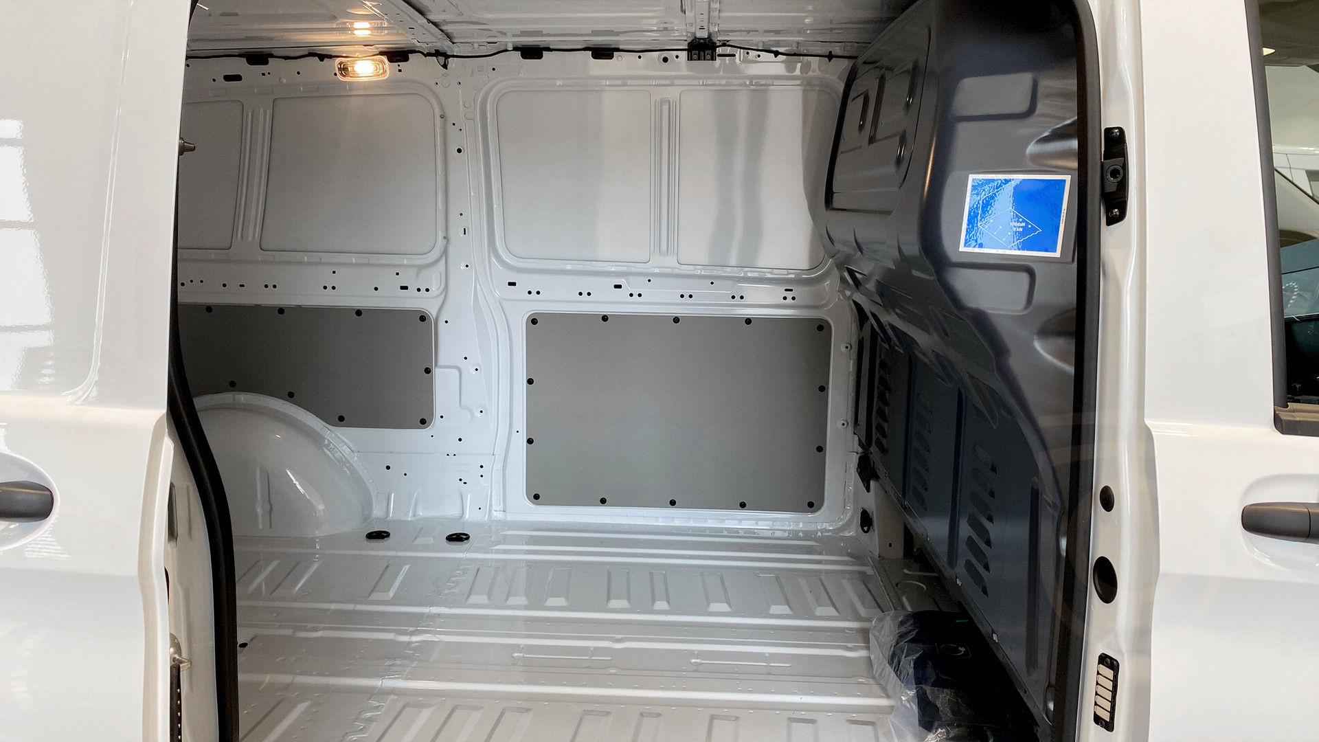 Mercedes-Benz eVito 112