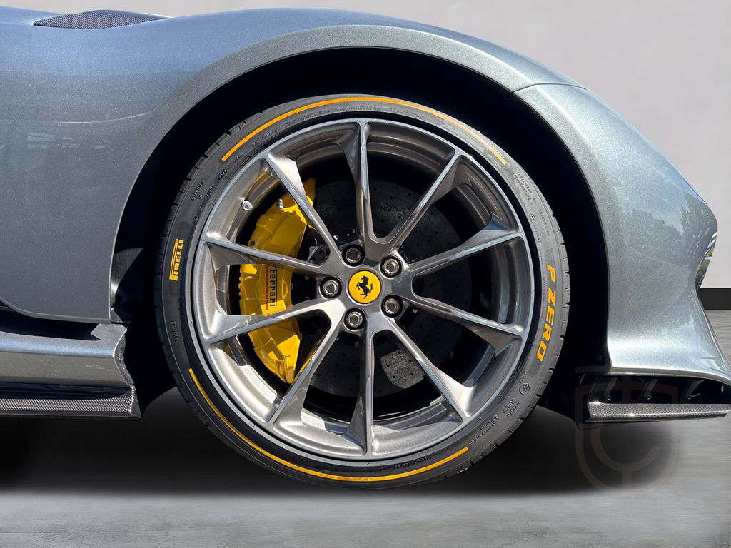 Ferrari 812 Competizione