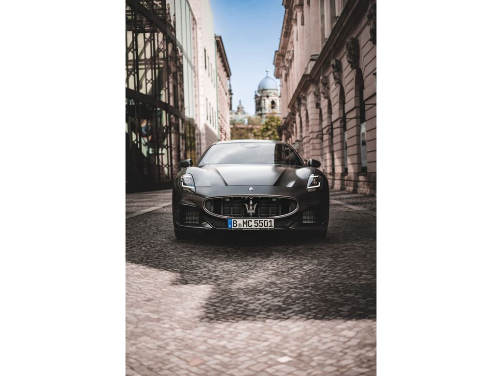 Maserati GranTurismo TROFEO MY24 550PS CARBON - MATT - VO