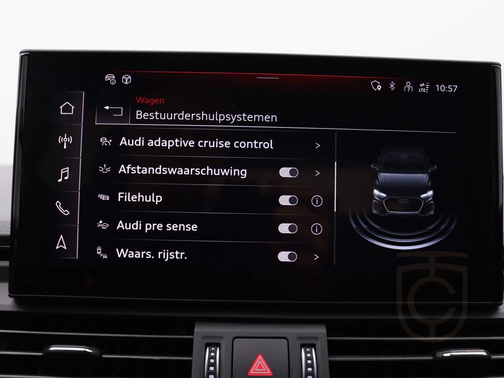 Audi Q5 50TFSIe S-Line 299PS S-Tronic Luft Matrix AHK