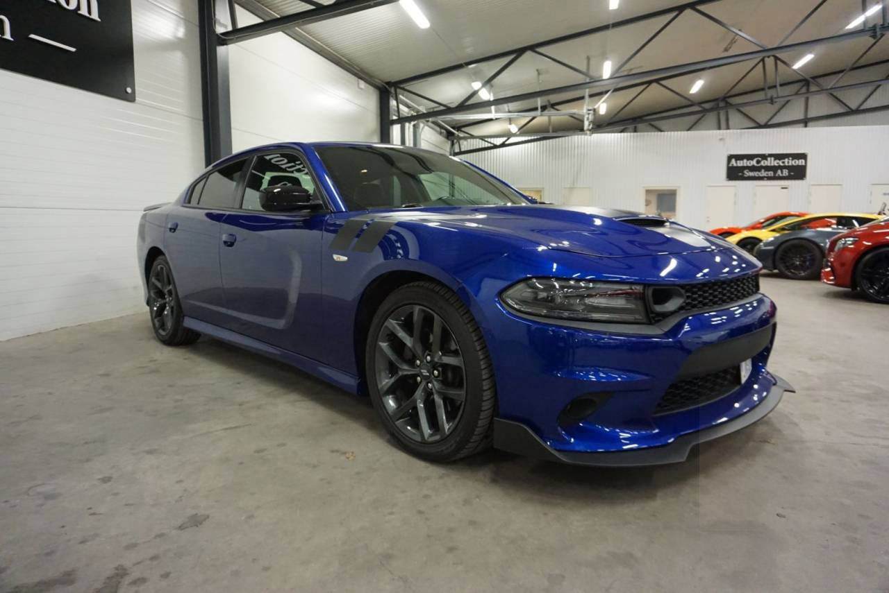 Dodge Charger R