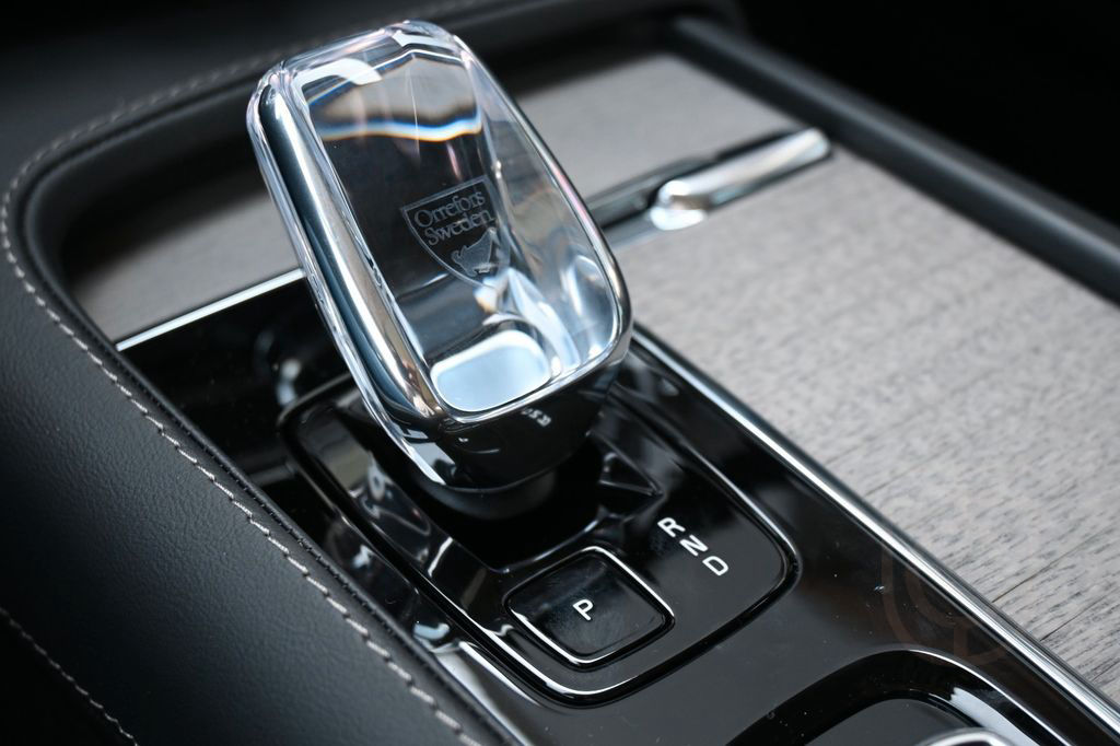 Volvo V90 B4 D AWD Cross Country Plus*Pano*STHZG*AHK