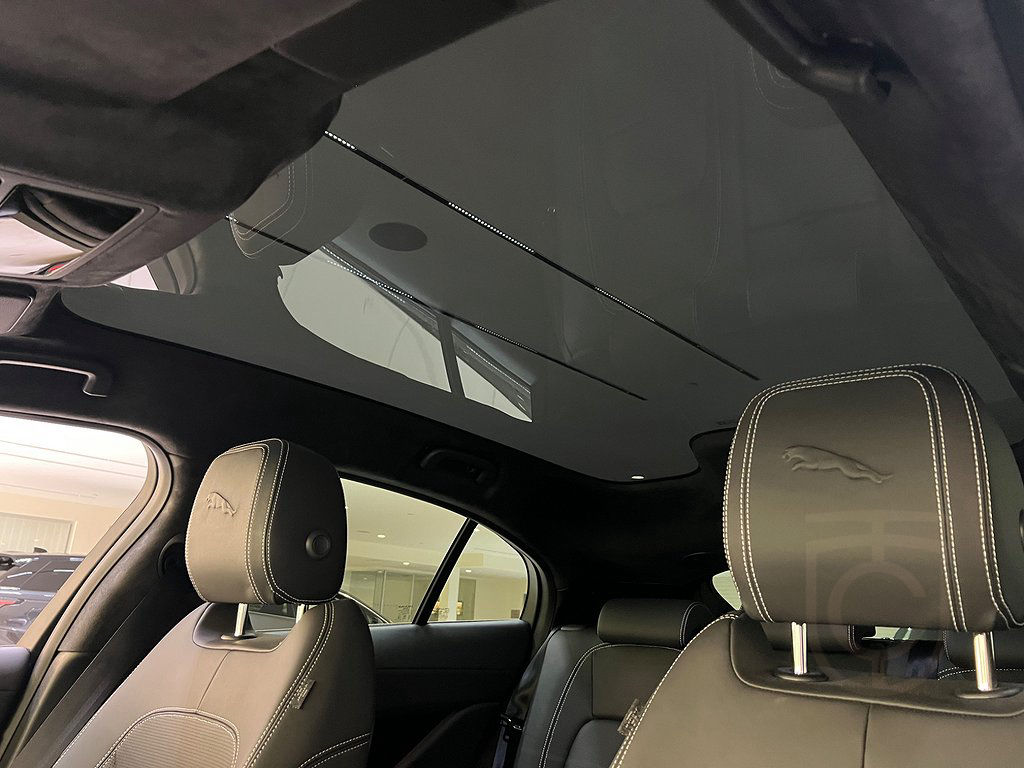 Jaguar I-Pace EV400