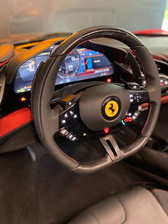 Ferrari SF90 Spider*Lift*Carbon*