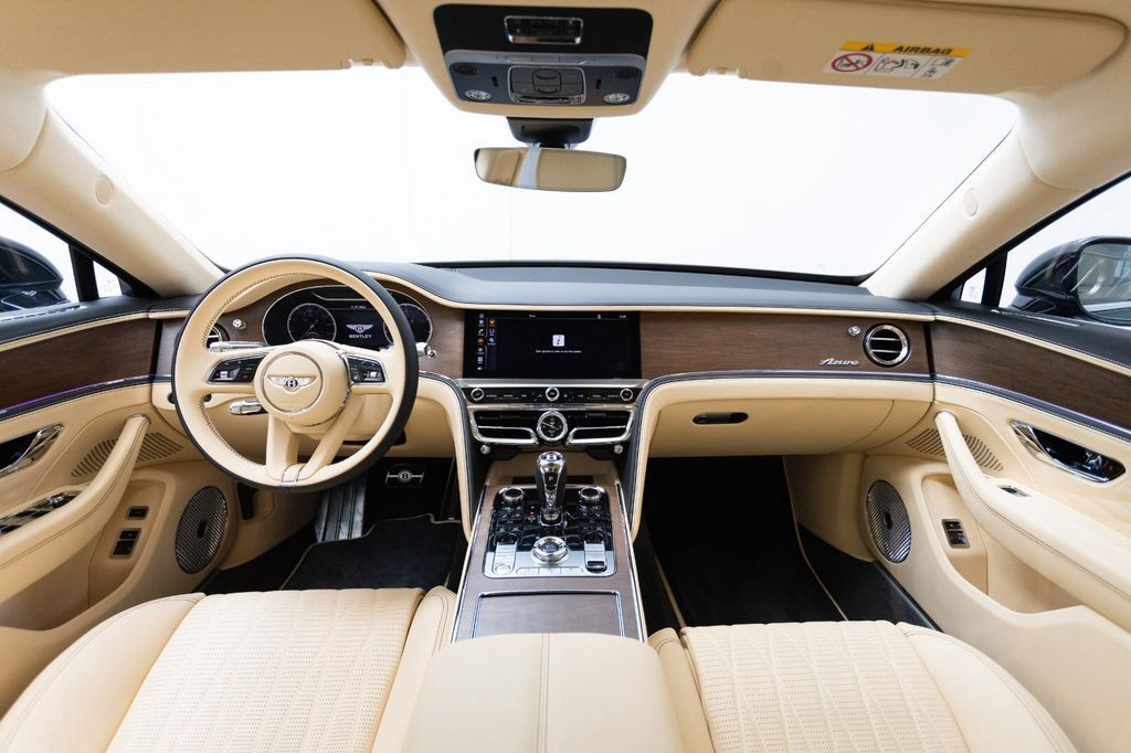 Bentley Flying Spur Azure V8