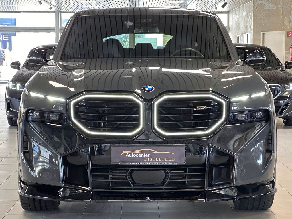 BMW XM B&W Iconic Glow Black Edition Perf. LNP199T€