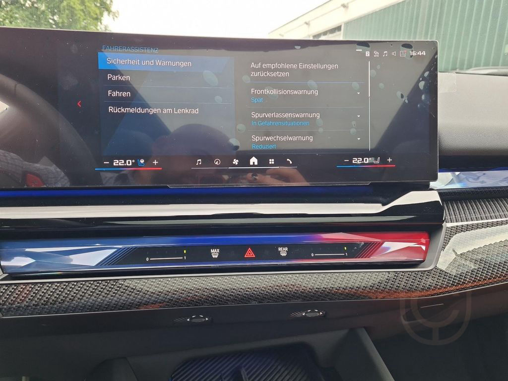 BMW M5 Touring DrivAssistPro Compound ParkPro FFC