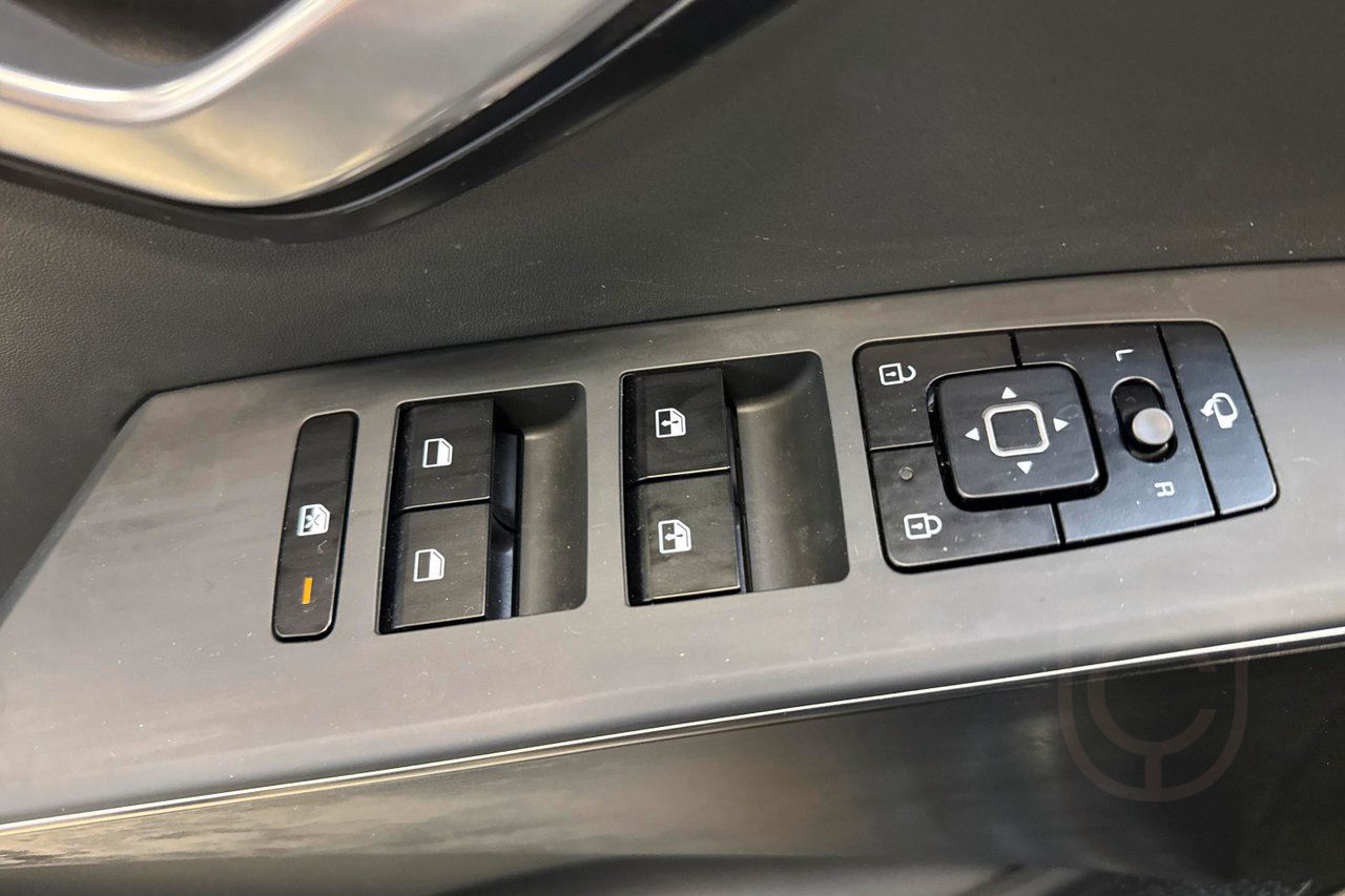 Kia Niro Plug-In-Hybrid Action