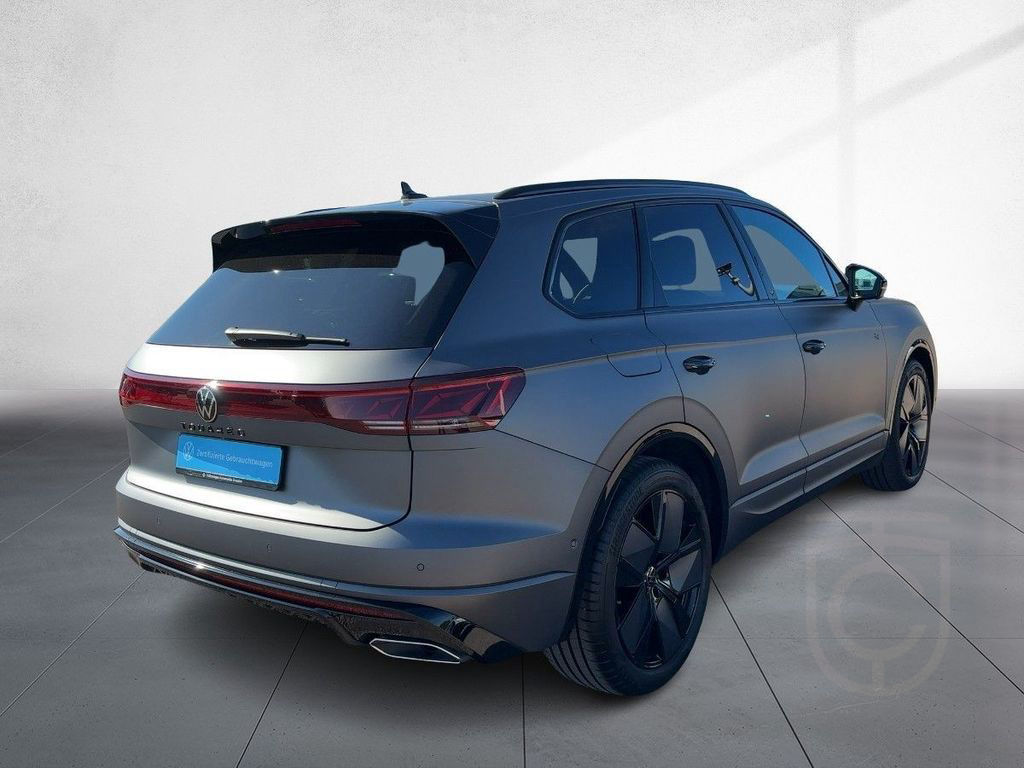 Volkswagen Touareg 3.0 TSI DSG 4M R-Line ACC Kamera LED Nav